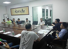 管理人員到佛山對從業人員進行培訓